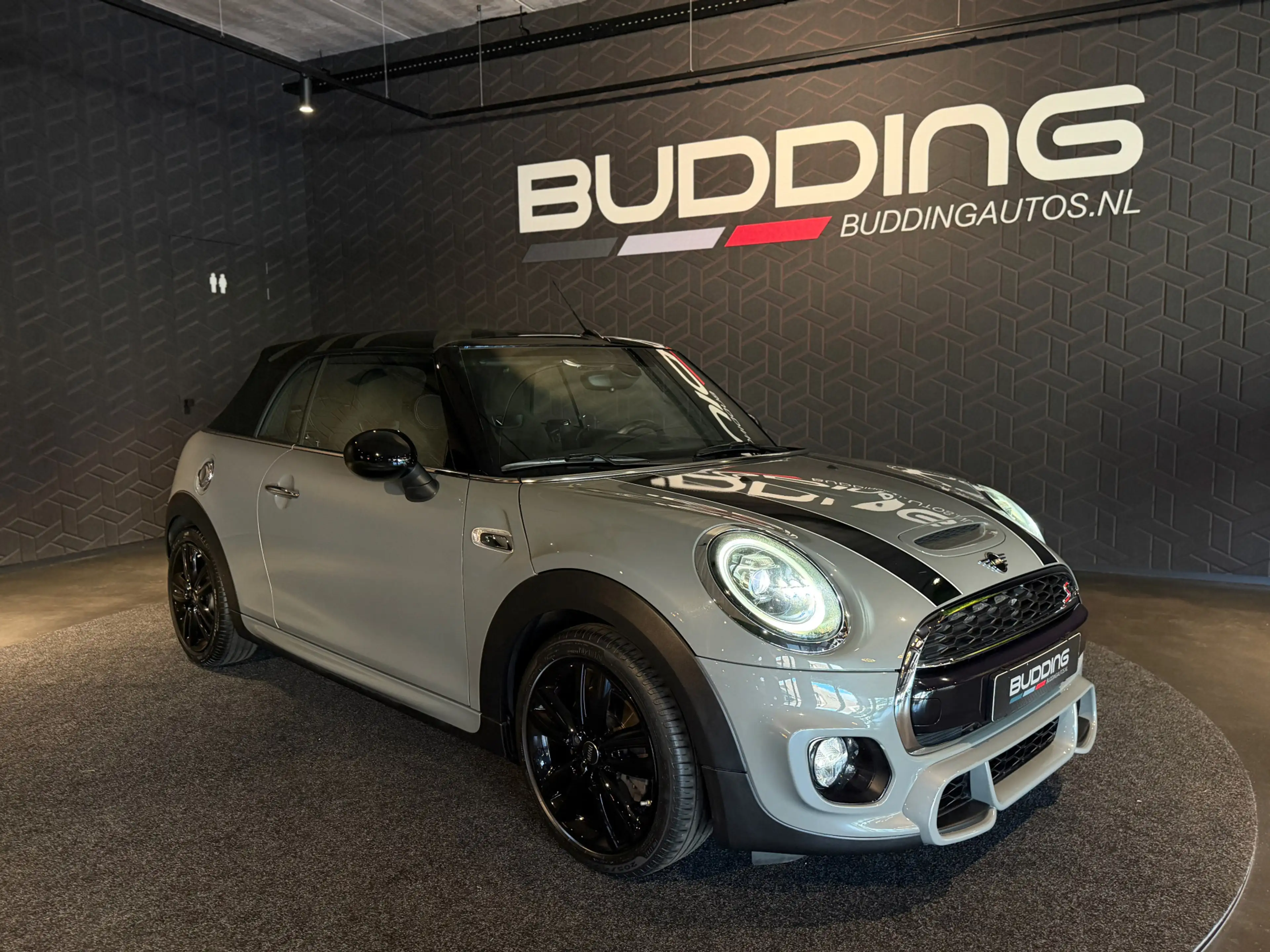 MINI Cooper S Cabrio 2.0 Knightsbridge Edition JCW|Key less|led| — photo 30