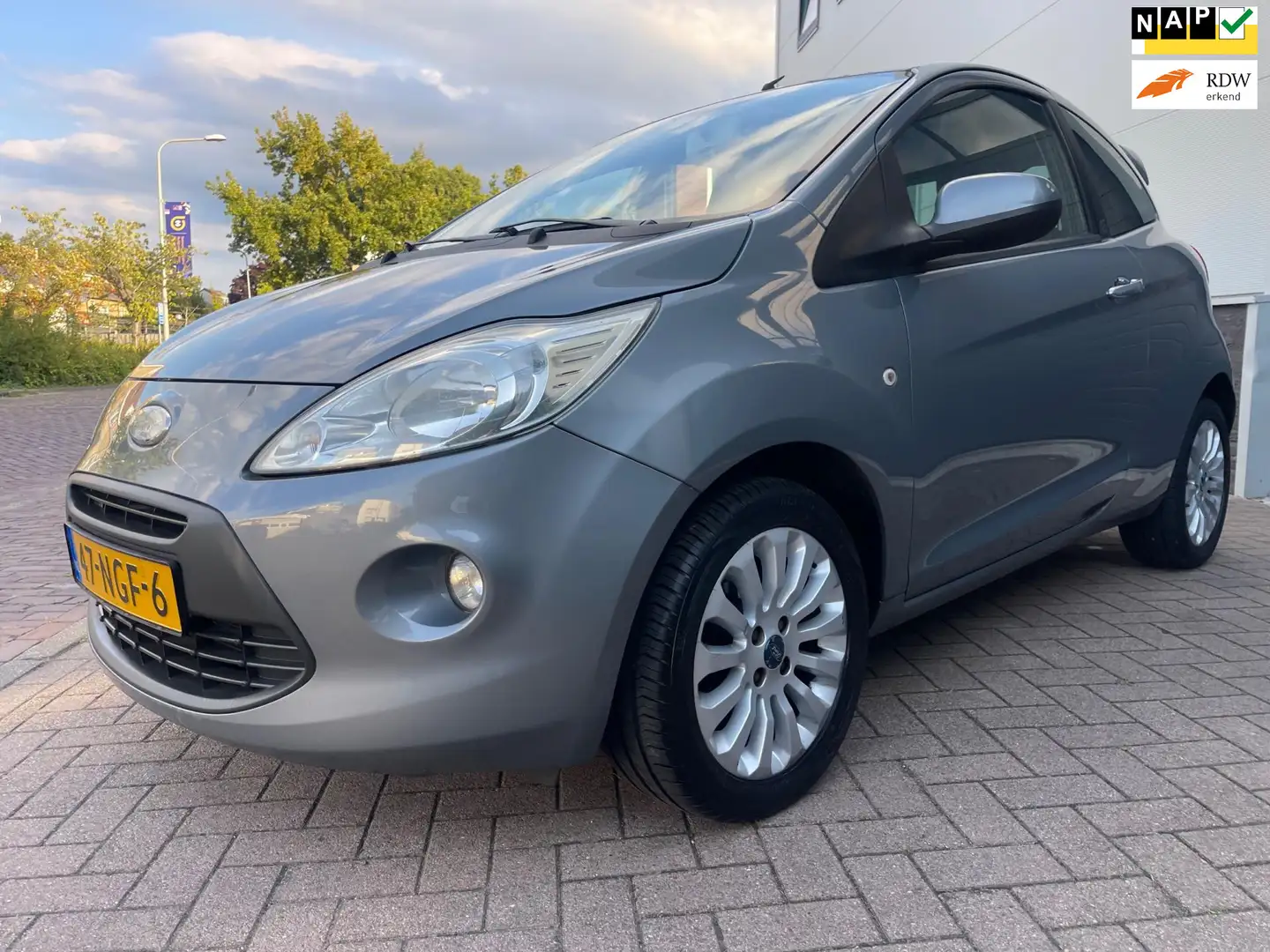 Ford Ka/Ka+ 1.2 Titanium X /Airco/1eigenaar/Aux/Goed-onderhoud Gris - 1