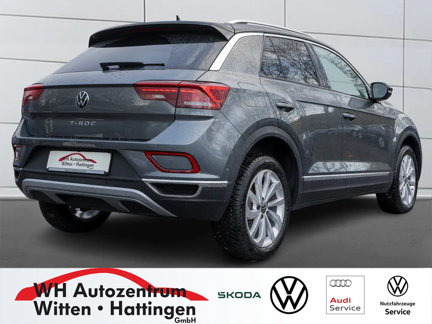 Volkswagen T-Roc 1.5 TSI DSG Style NAVI AHK GJ-REIFEN LED PARK-A... Grau - 2