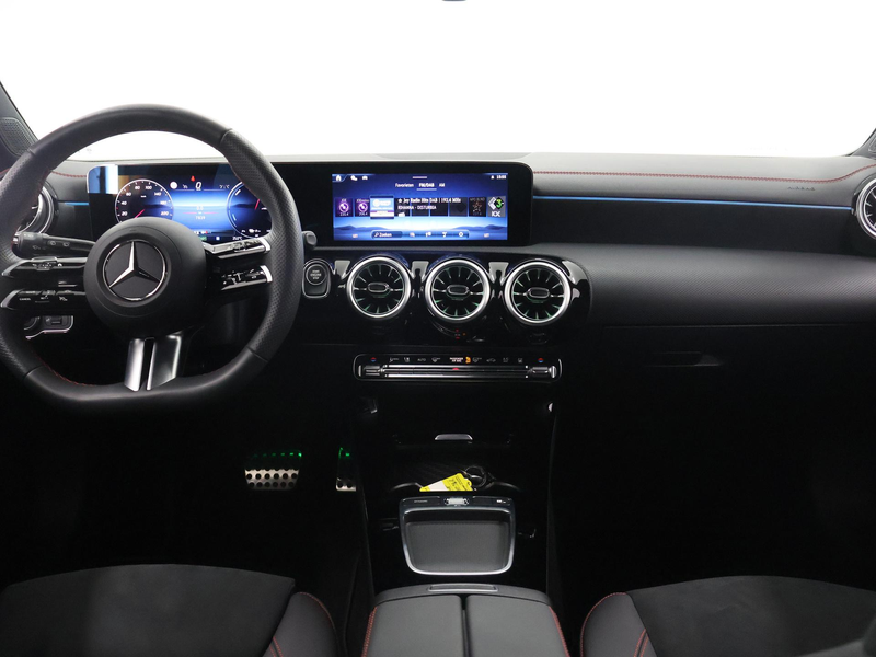 Mercedes-Benz CLA 250 Shooting Brake e Star Edition AMG Line | Night | S — photo 8