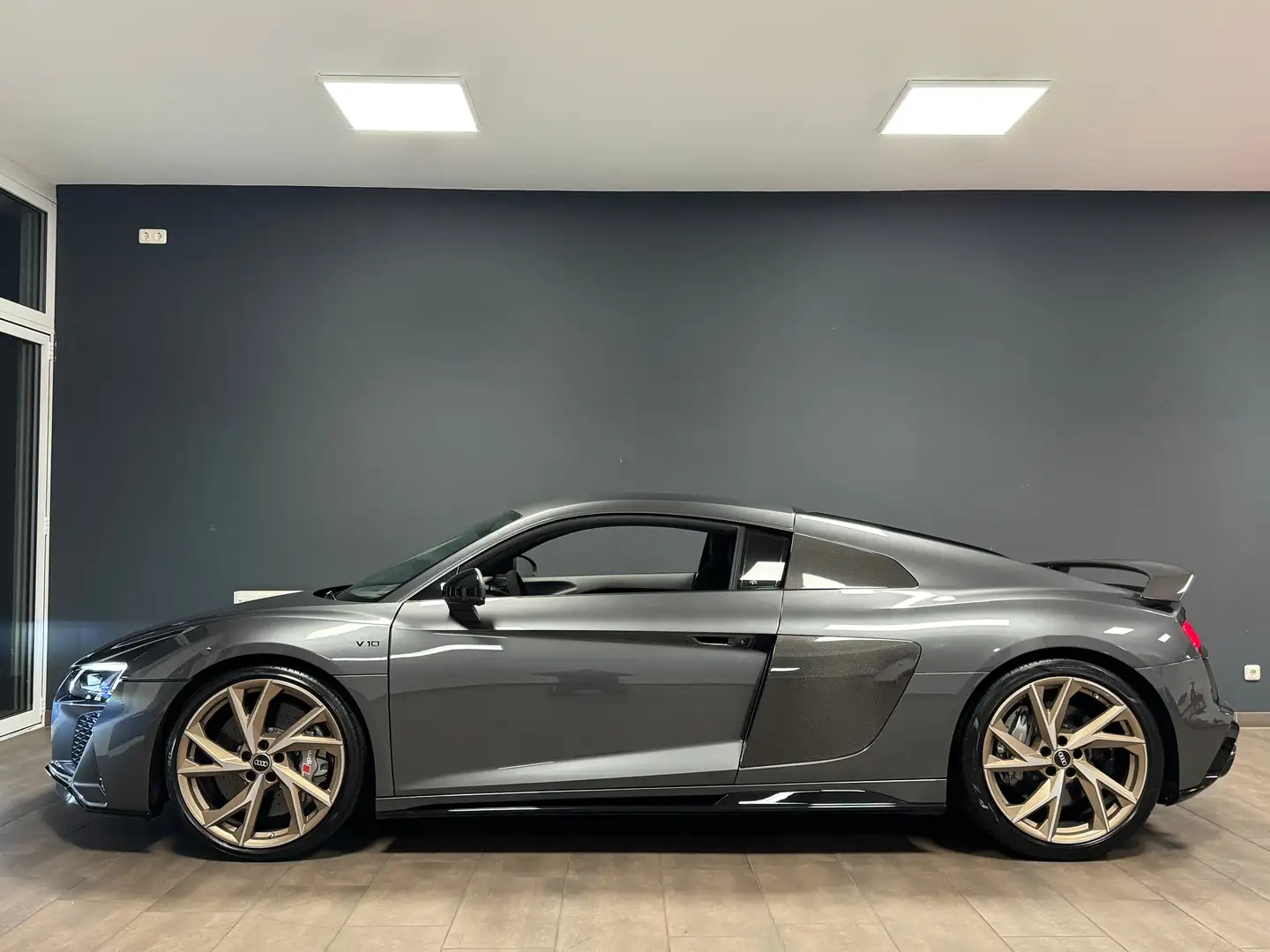 Audi R8 5.2 FSI V10 Quattro Performace EVO / CARBON Grau - 2