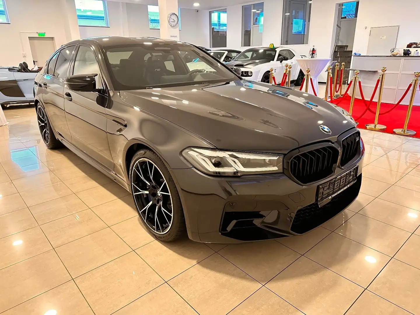 BMW M5 Baureihe M5 Lim. Competition Gri - 1