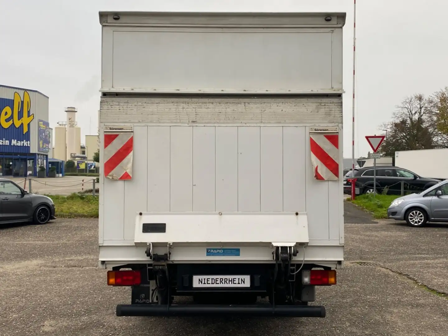 Peugeot Boxer VERKAUFE nur Ladebordwand von Sörensen Weiß - 2