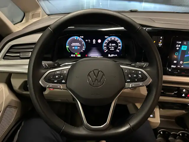 Volkswagen T7 California view 27