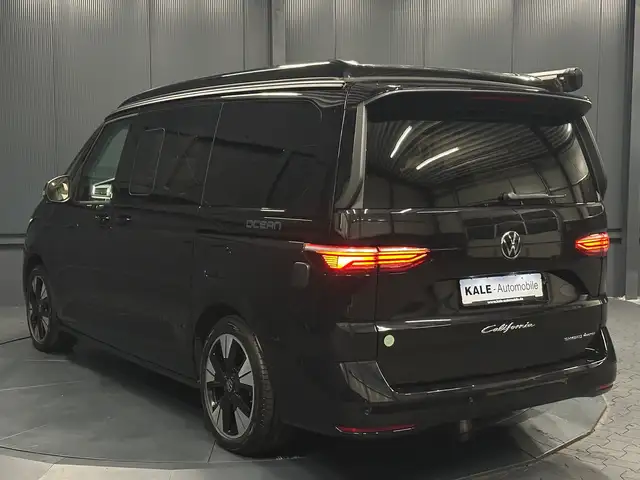 Volkswagen T7 California view 3