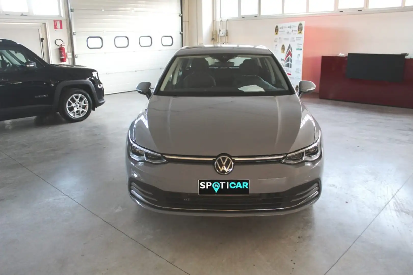 Volkswagen Golf 1.5 eTSI 130 CV EVO ACT DSG Life Gris - 2