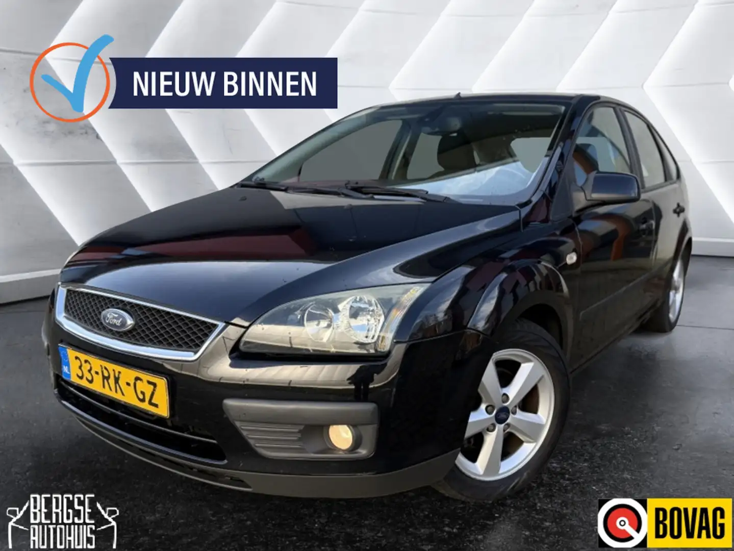 Ford Focus 1.6 16V Airco Elek. R Cruise Zwart - 1