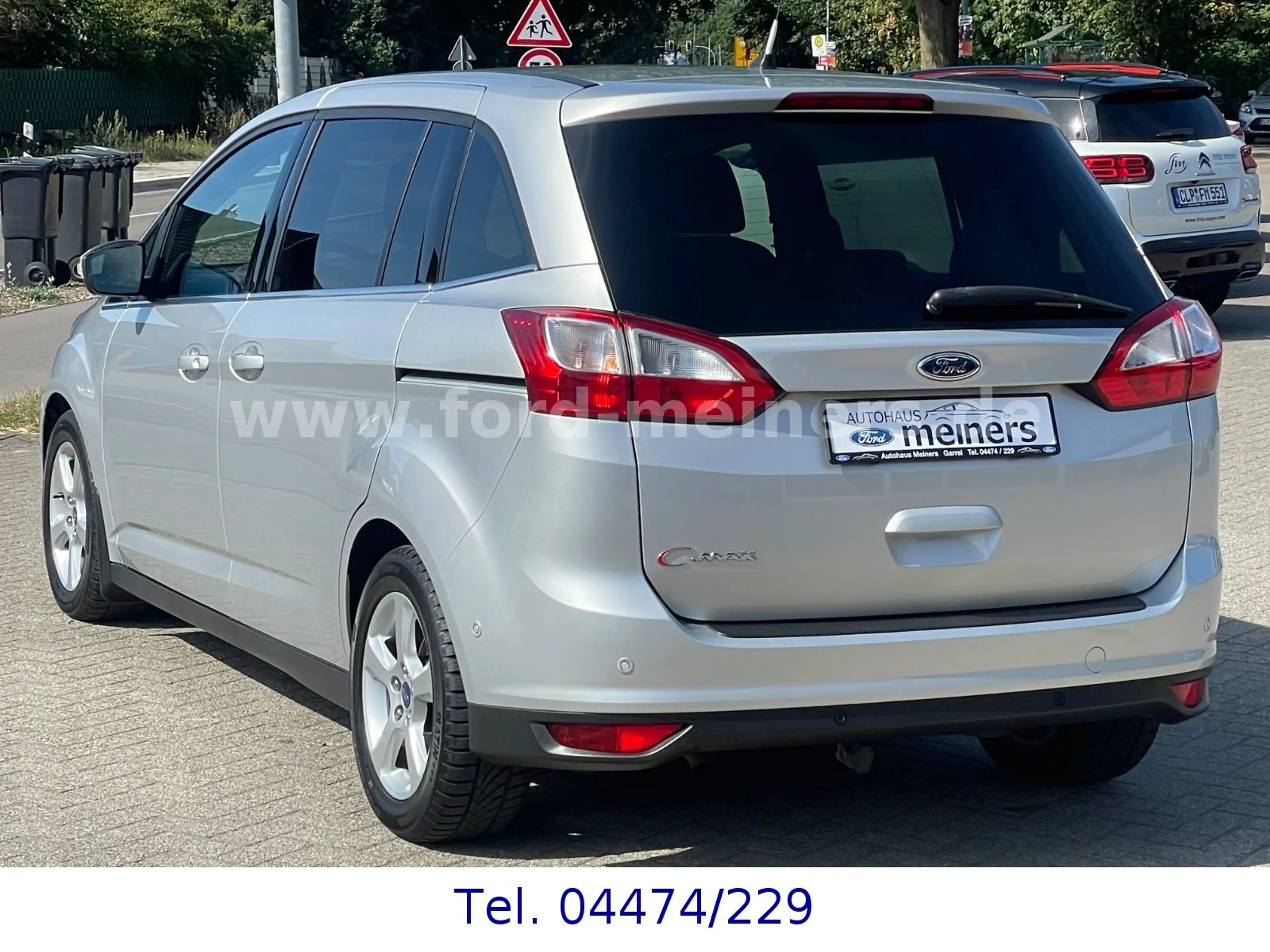 Ford Grand C-Max 1.5 TDCi Titanium *ZR+Insp.+TÜV neu* — photo 3