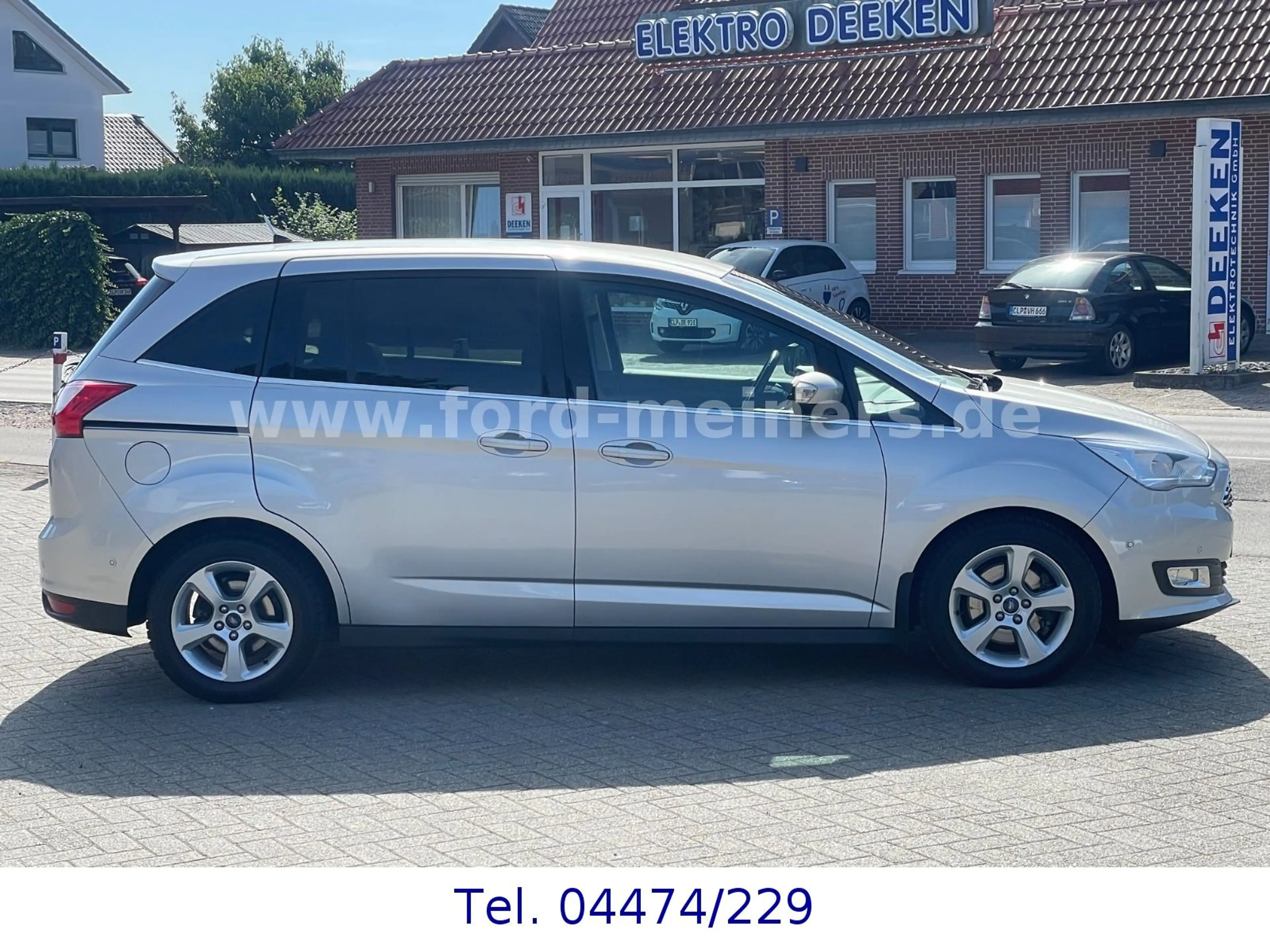 Ford Grand C-Max 1.5 TDCi Titanium *ZR+Insp.+TÜV neu* — photo 6