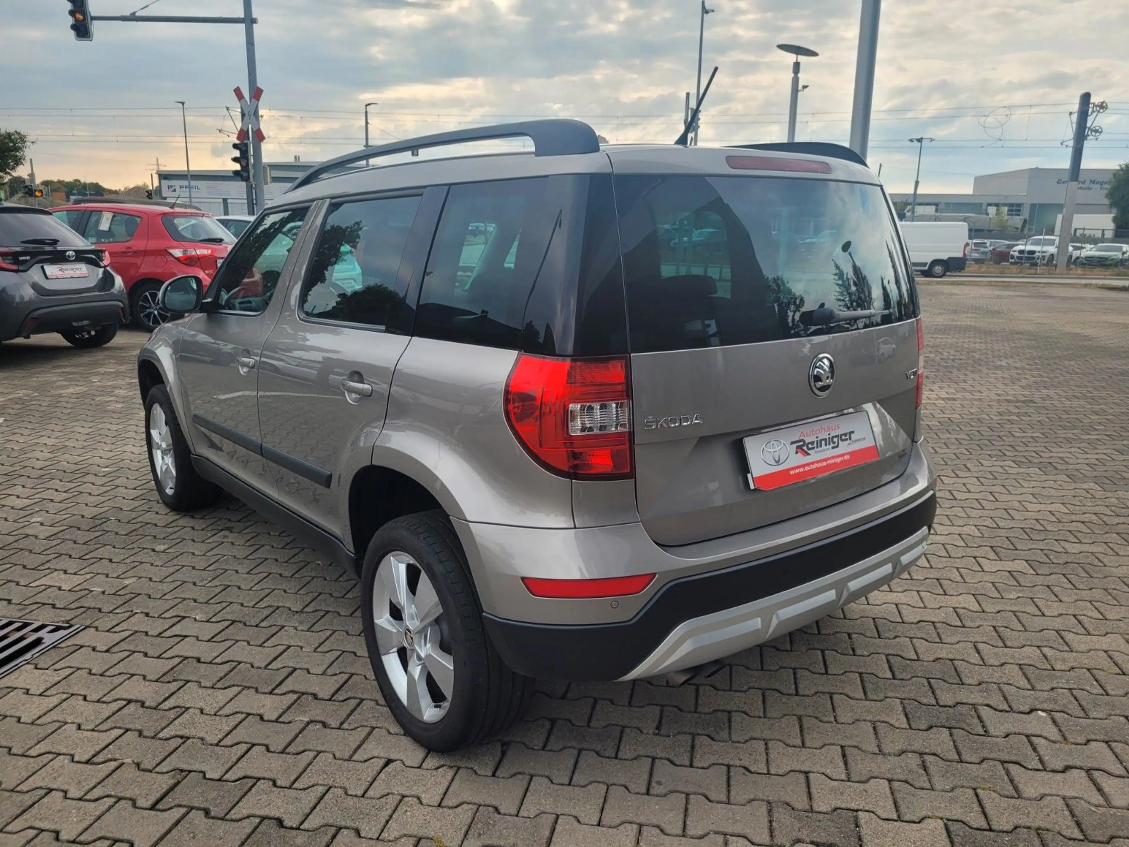 Skoda Yeti Ambition Outdoor *SHZ, PDC-h, Klima* — photo 5