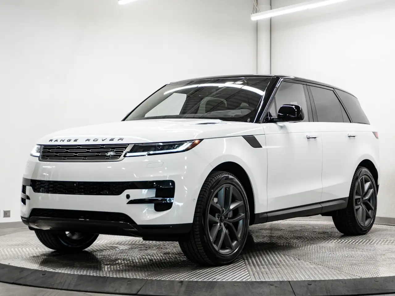 2026 Land Rover Range Rover Sport