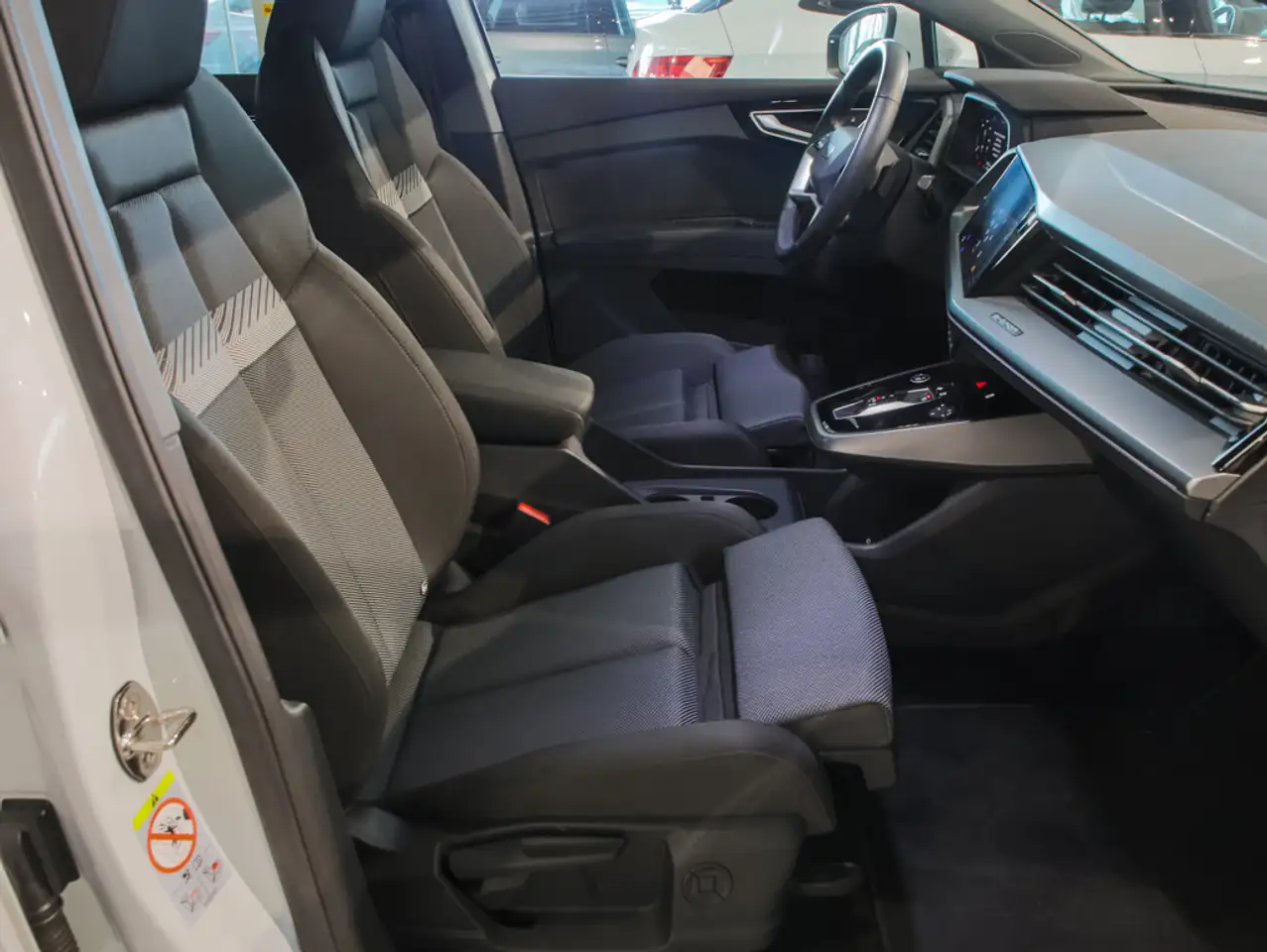 Audi Q4 e-tron 40 ACC CarPlay LED Navi RüKa Sitzh. 5