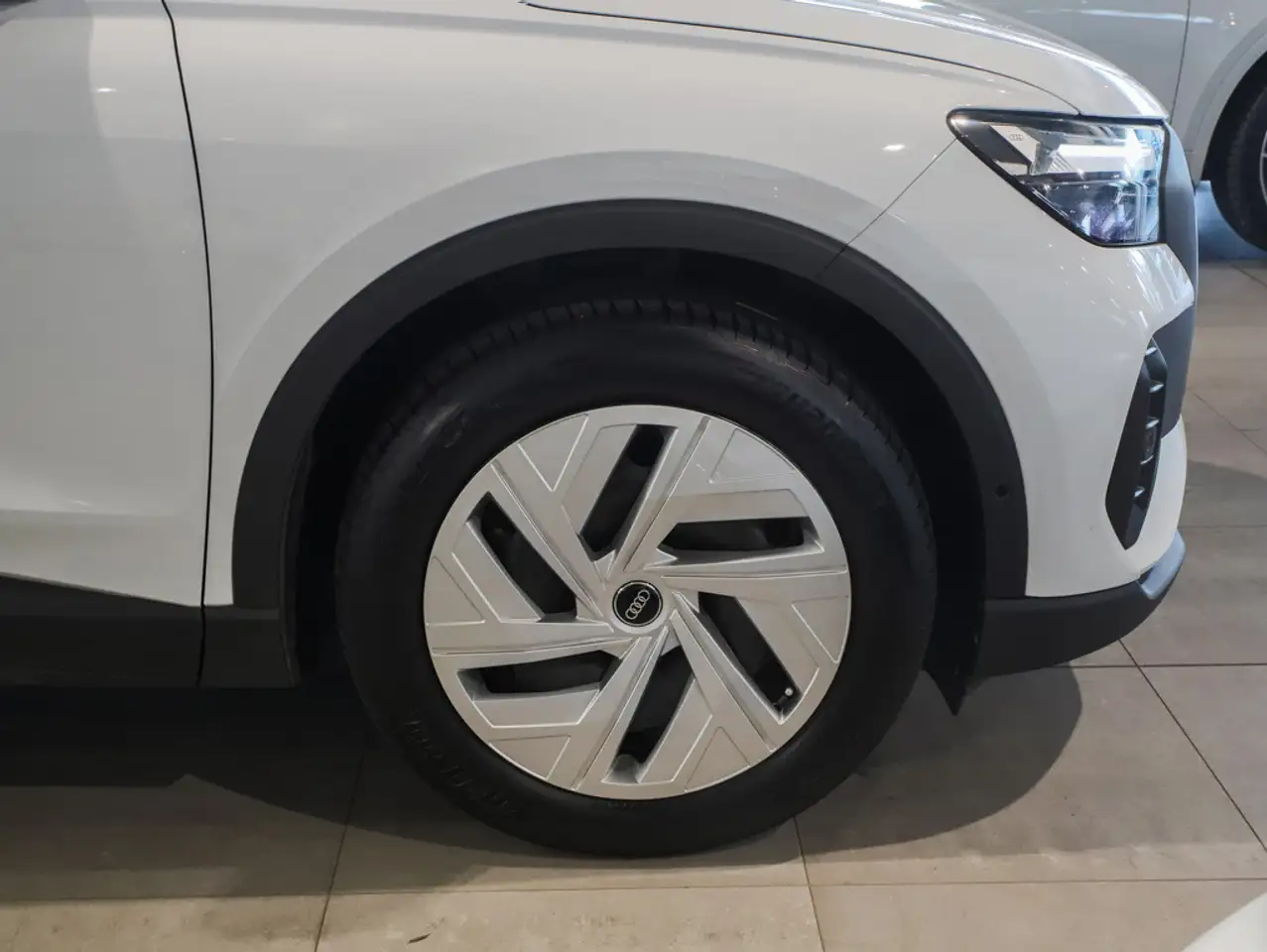 Audi Q4 e-tron 40 ACC CarPlay LED Navi RüKa Sitzh. 4