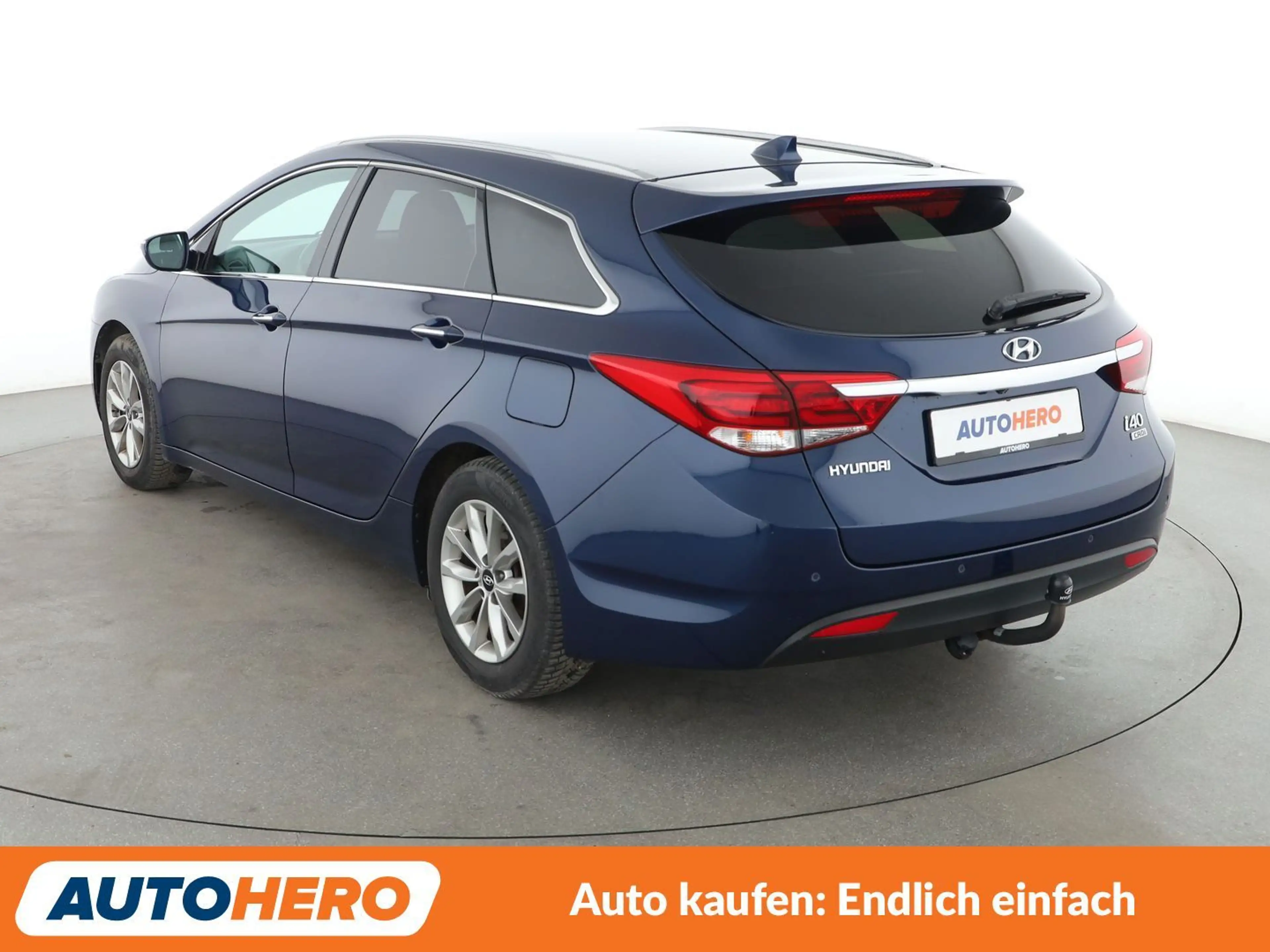 Hyundai i40 1.6 CRDi Space*TEMPO*PDC*SHZ*LIM*AHK*ALU* — photo 4