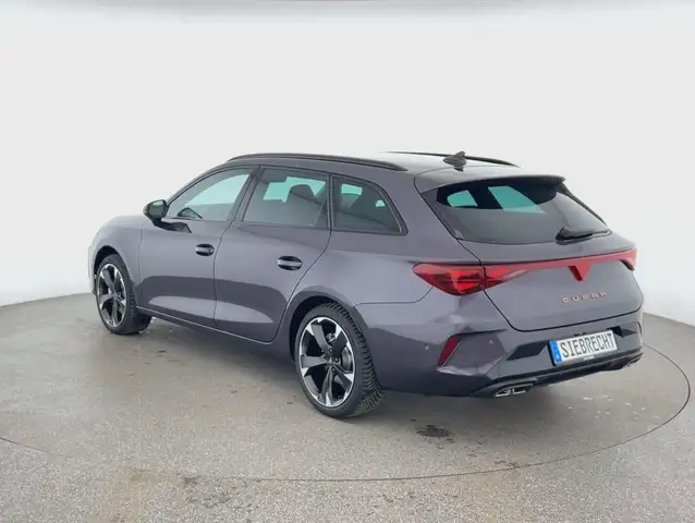 Cupra Leon view 5