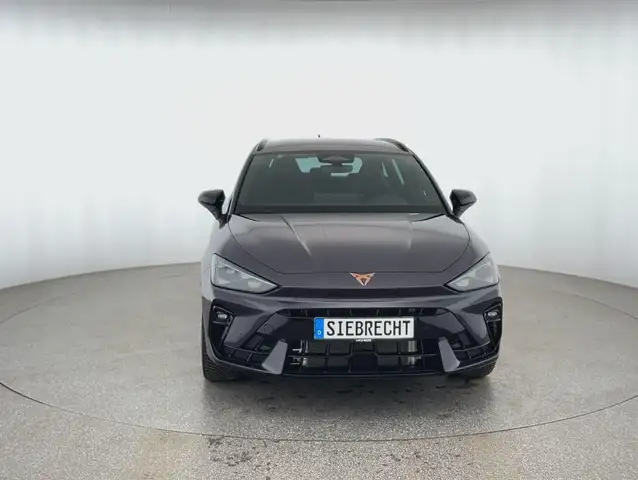 Cupra Leon view 2