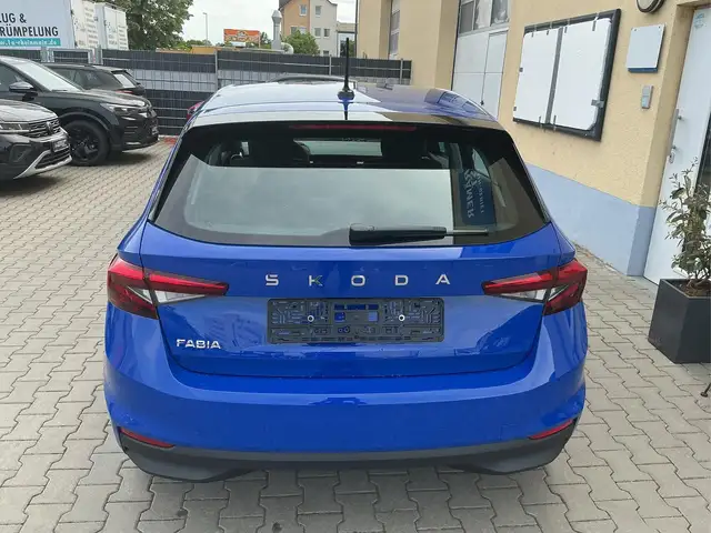 Skoda Fabia view 5