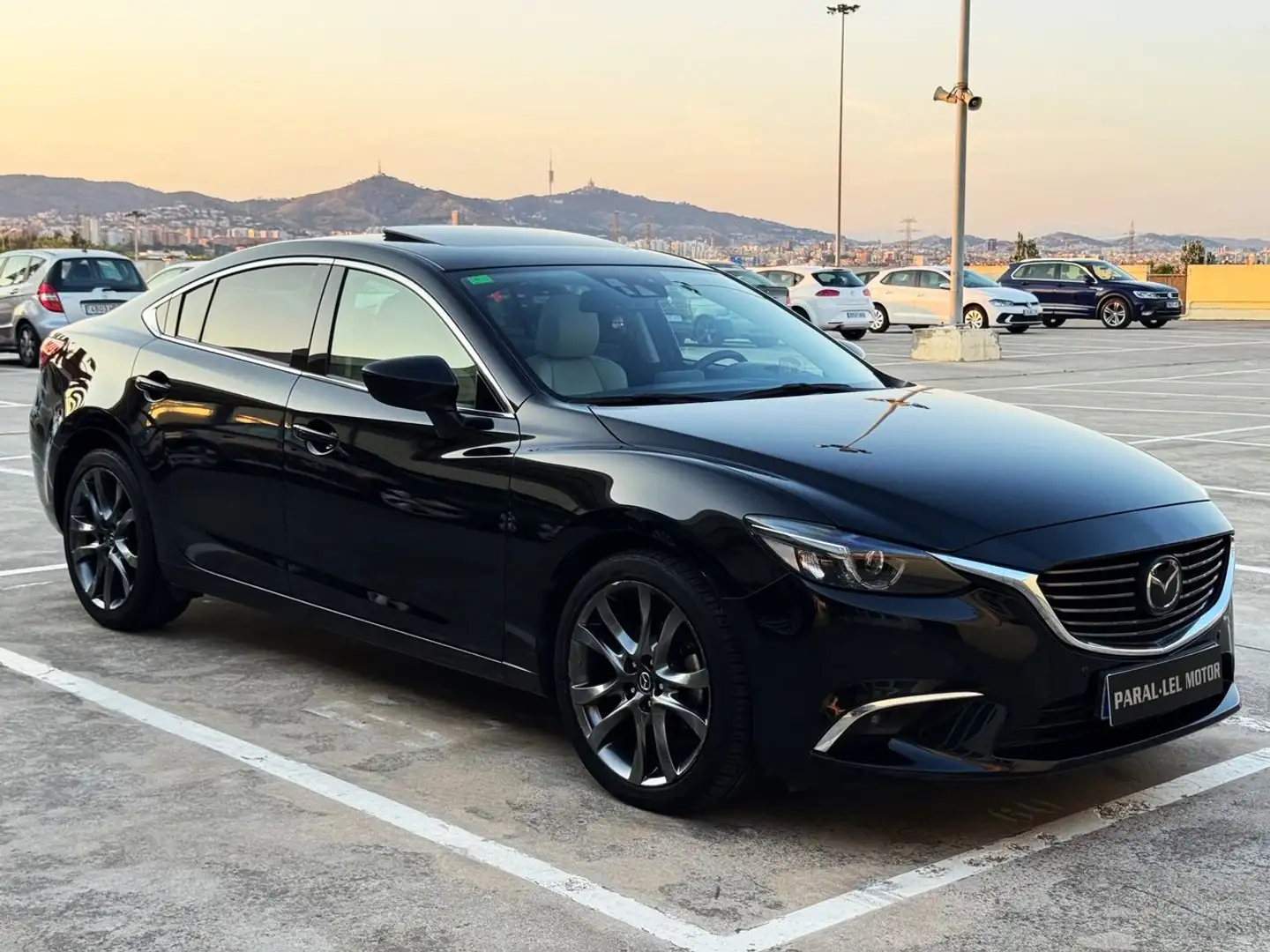 Mazda 6 M6 W. 2.2DE Lux.+Prem.White+Travel+SR(Navi)Aut. 4W Negro - 1