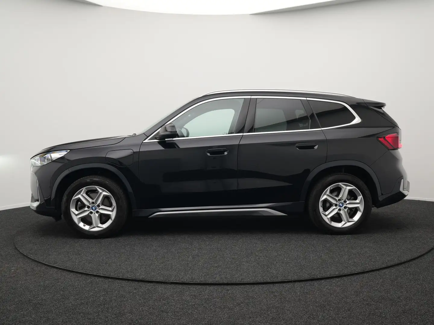 BMW X1 xDrive30e 326pk Plug In Hybrid PHEV | Trekhaak Af Grijs - 2
