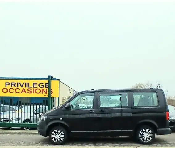 Volkswagen T5 Caravelle 9PLACES 20 TDI HIGHLINE GPS AIRCO 2PT LATER ATTREM