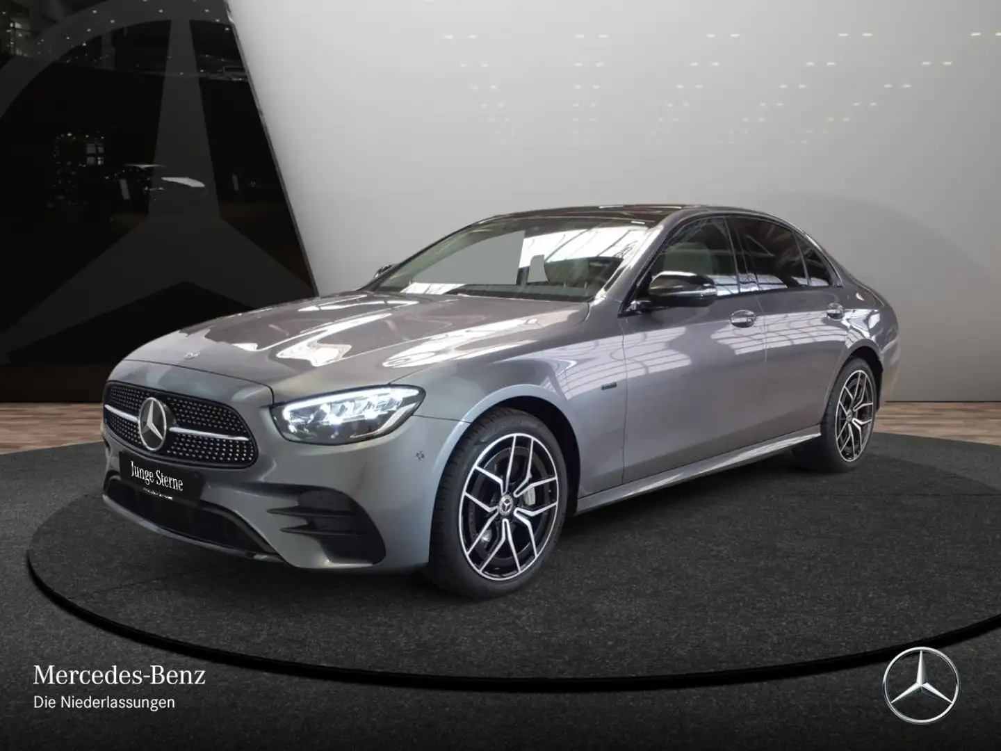 Mercedes-Benz E 300 e AMG+NIGHT+PANO+LED+BURMESTER+KAMERA+19"+9G Grigio - 2