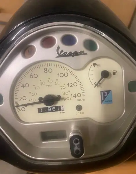 Vespa LX 125 - foto 4