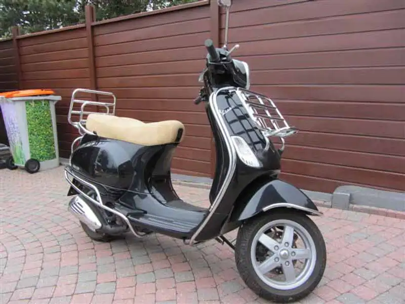 Vespa LX 125 - foto 5