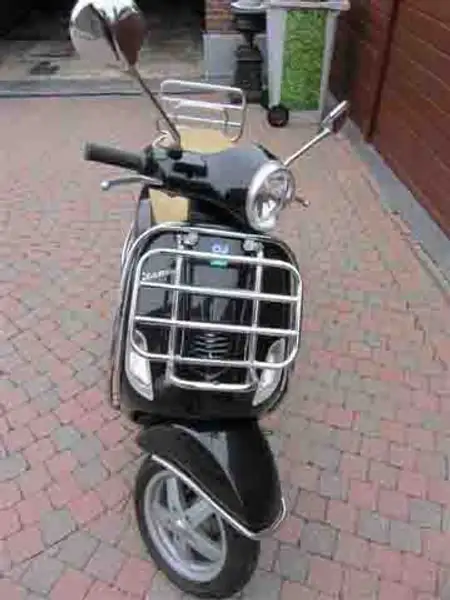 Vespa LX 125 - foto 2