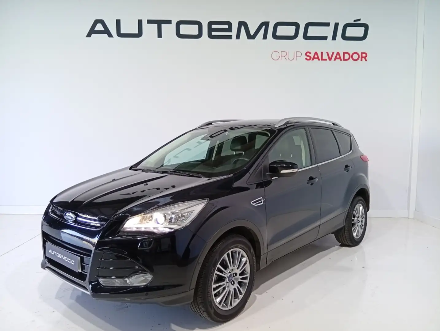 Ford Kuga 1.6 EcoB. Auto-S&S Titanium 4x2 150 Negro - 1