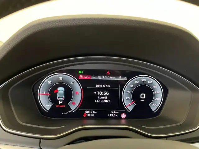 Audi Q5 view 5