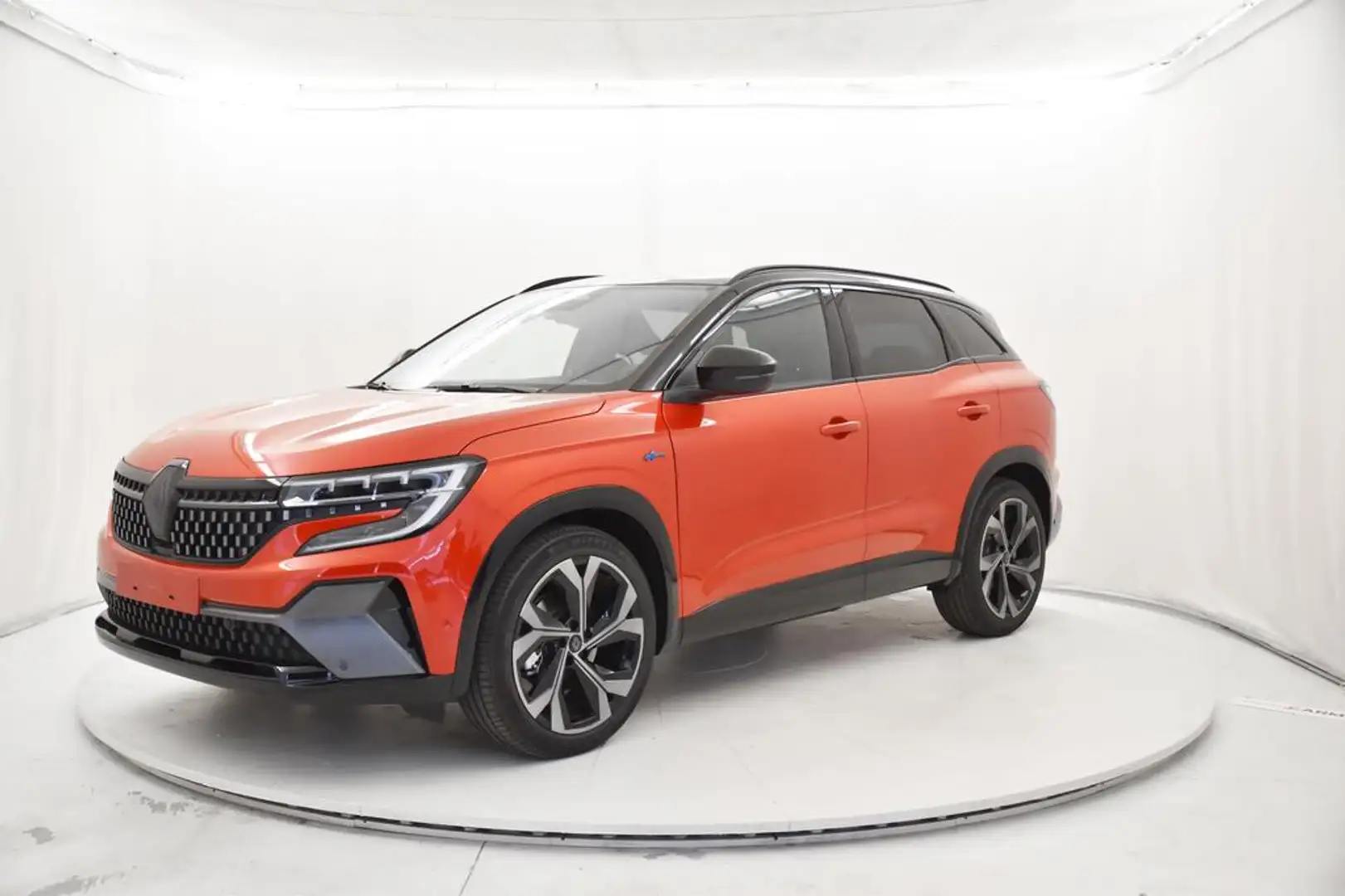 Renault Austral 1.2 E-Tech full hybrid Techno Esprit Alpine 200cv Bianco - 2