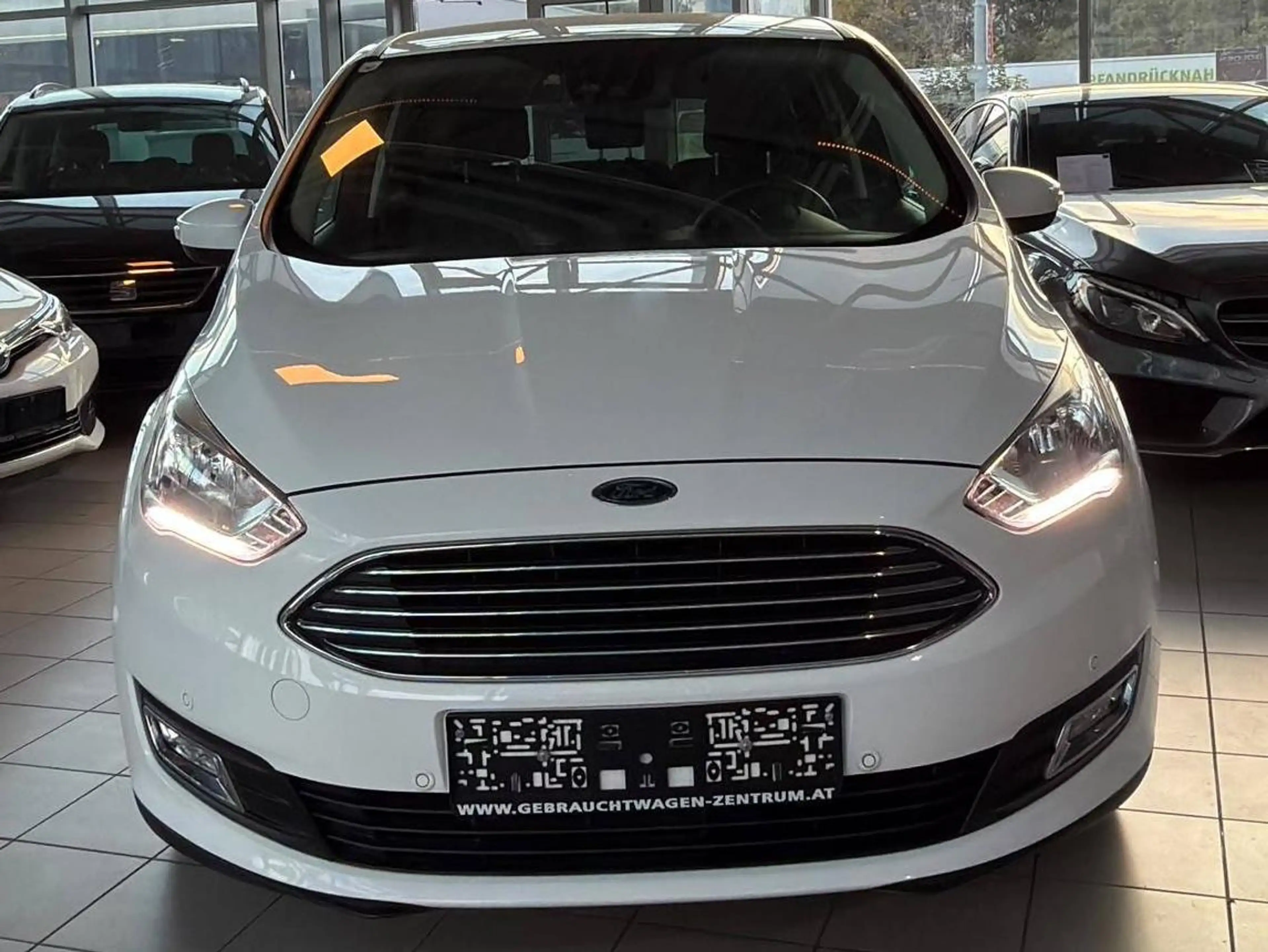 Ford C-Max Titanium — photo 5