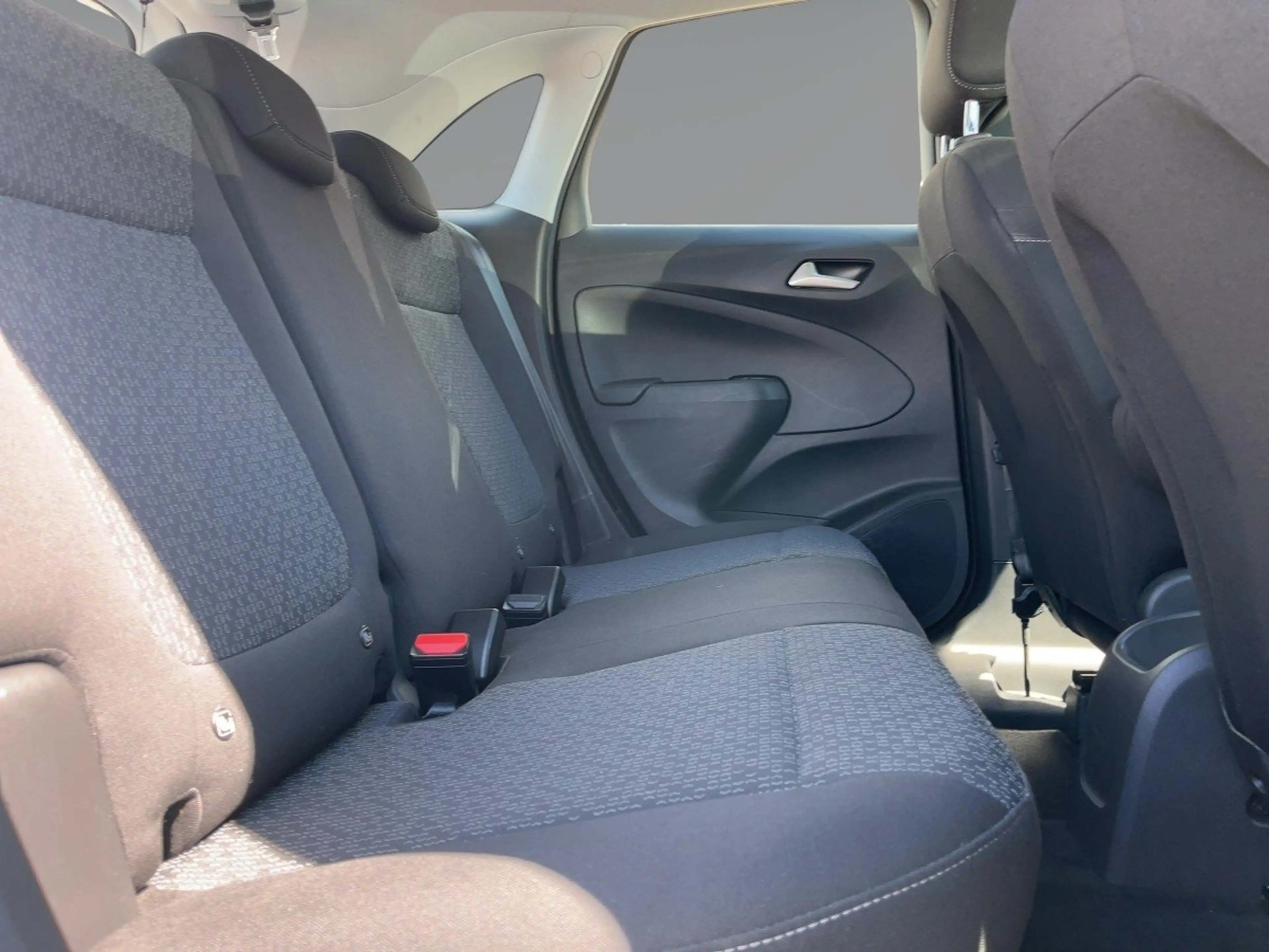 Opel Crossland 1.2 Enjoy LED/Klima/SHZ/LHZ/Kamera — photo 11