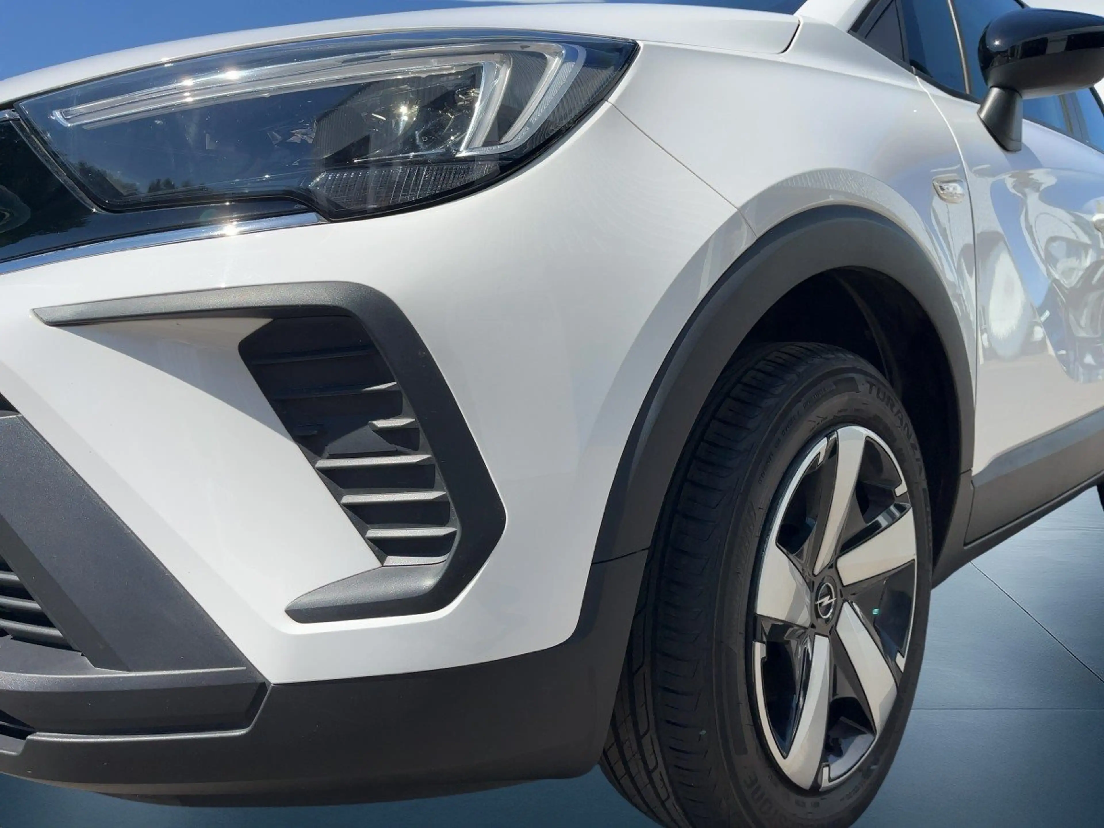 Opel Crossland 1.2 Enjoy LED/Klima/SHZ/LHZ/Kamera — photo 8