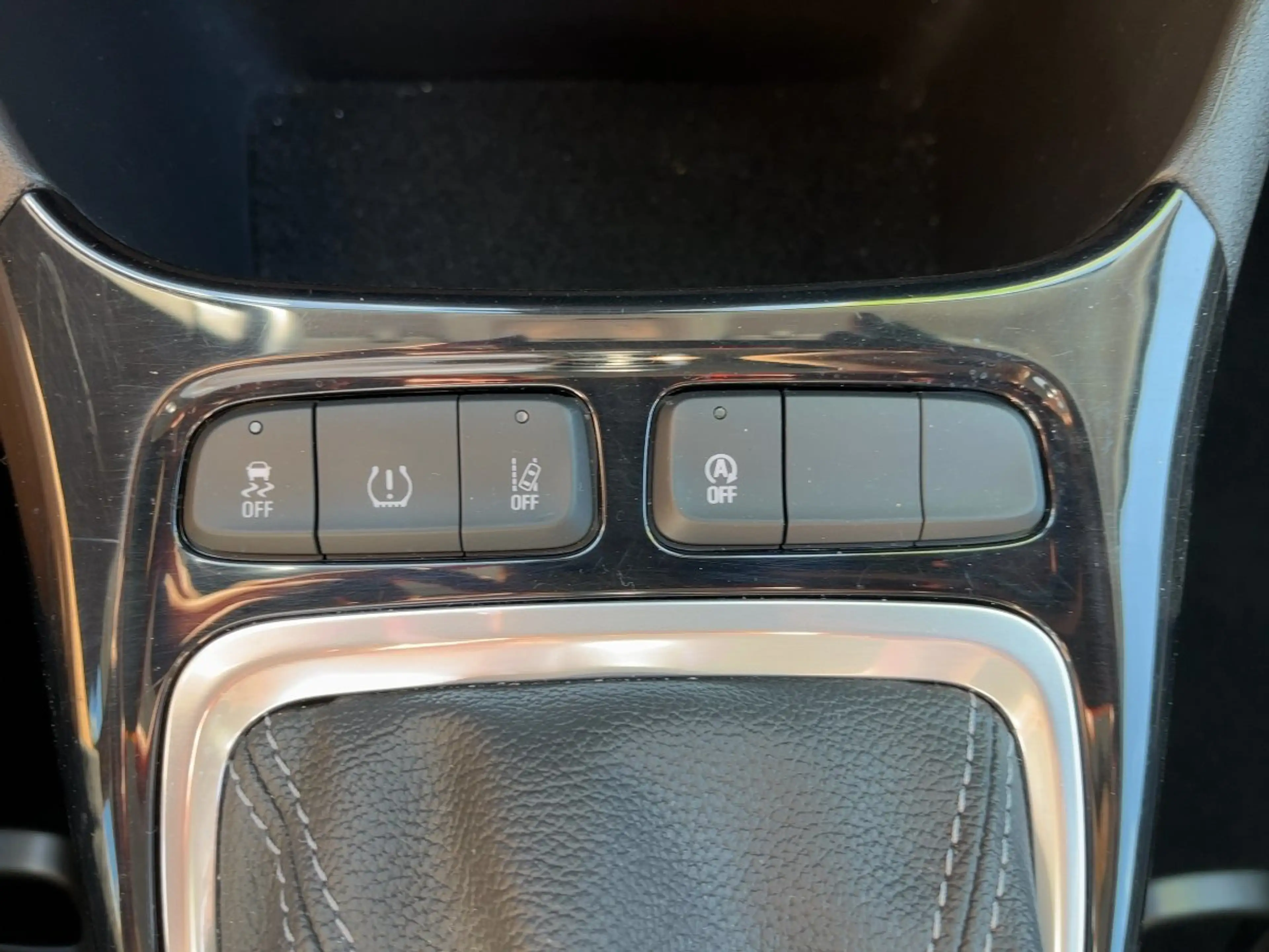 Opel Crossland 1.2 Enjoy LED/Klima/SHZ/LHZ/Kamera — photo 18