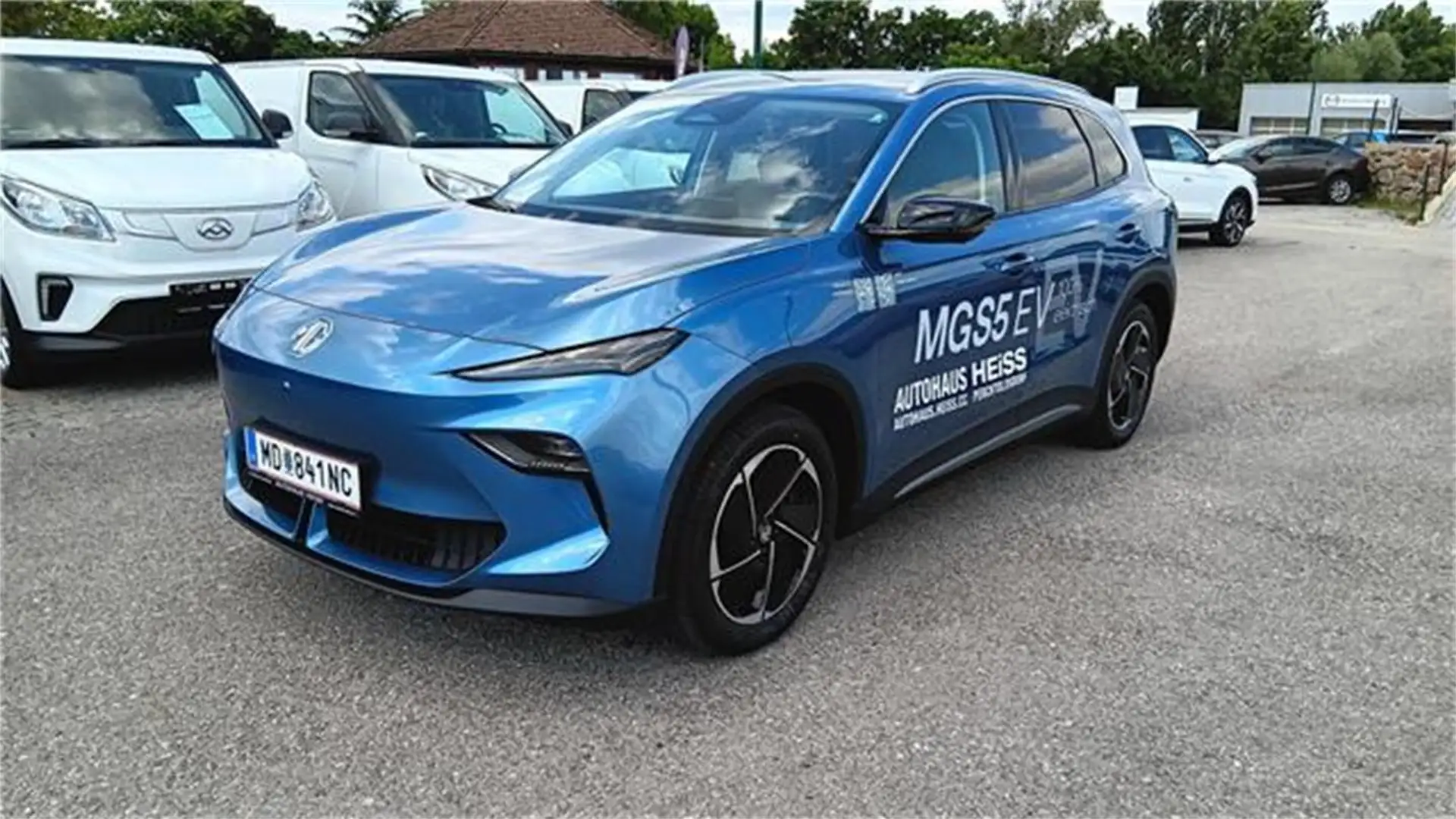 MG EV Luxury 64 kWh Long Range plava - 1