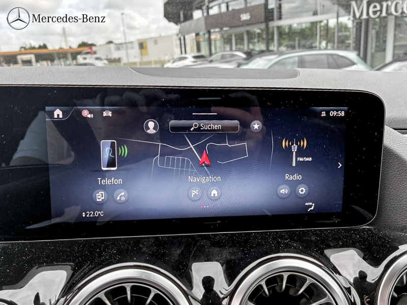 Mercedes-Benz GLA 200 Progressive 360°+MBUX+LED+AHK+18 — photo 12