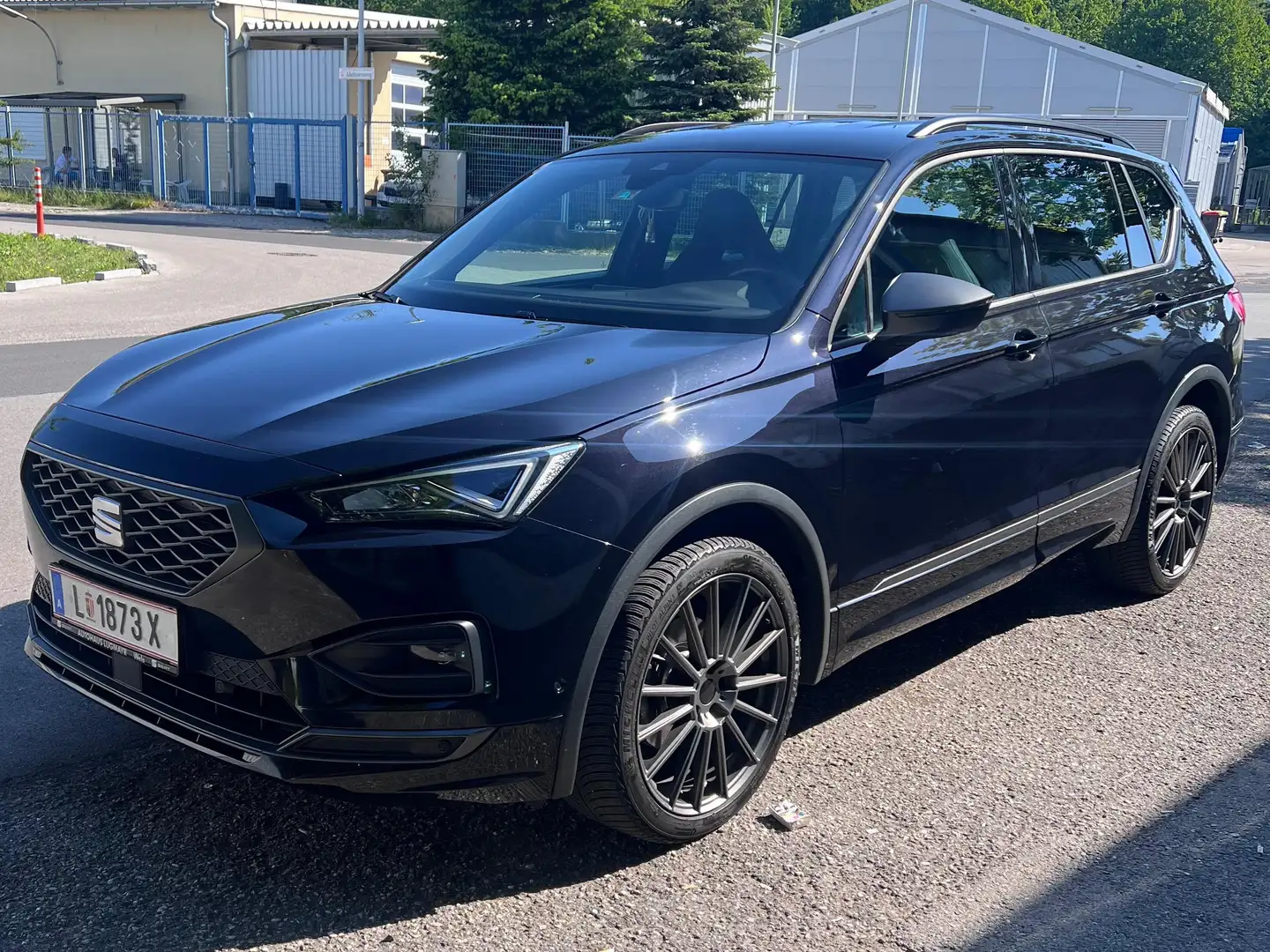 SEAT Tarraco Tarraco 1,5 TSI ACT FR DSG FR Schwarz - 1