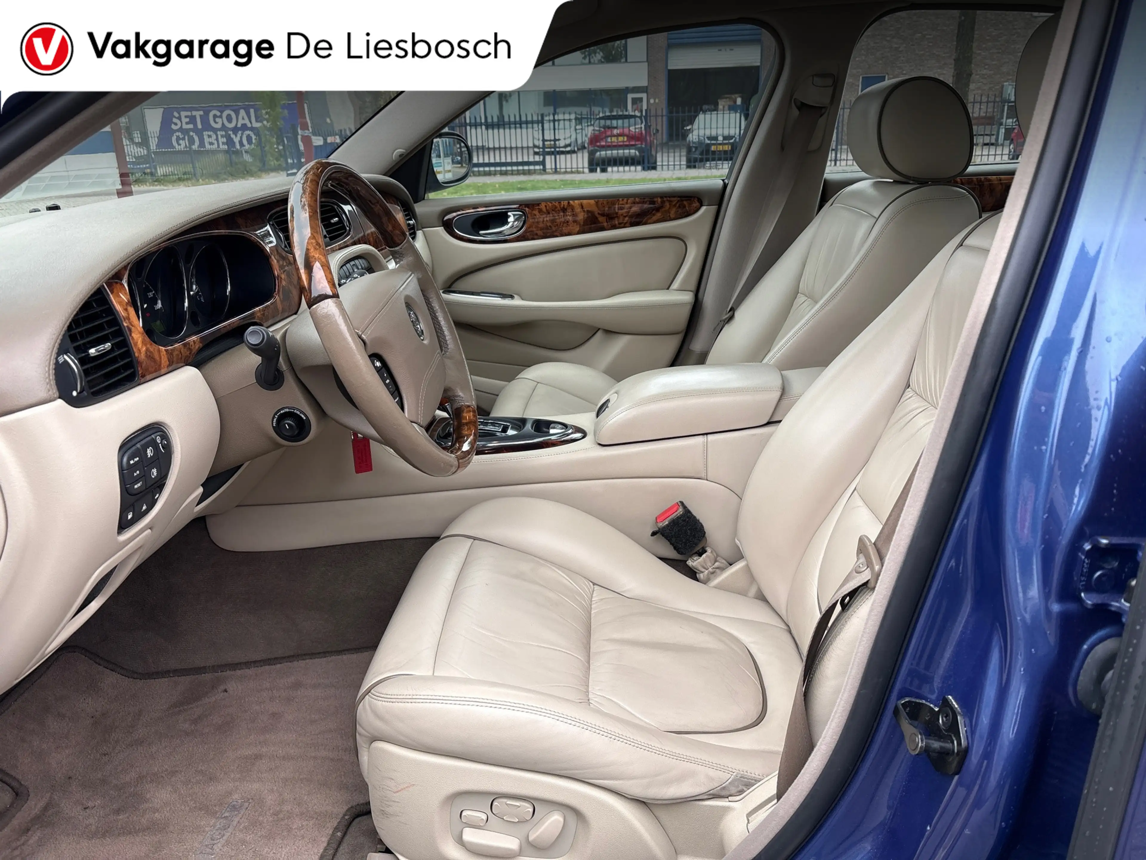 Jaguar XJ 4.2 V8 Super charge leer/schuifdak/boeken/stoelver — photo 7