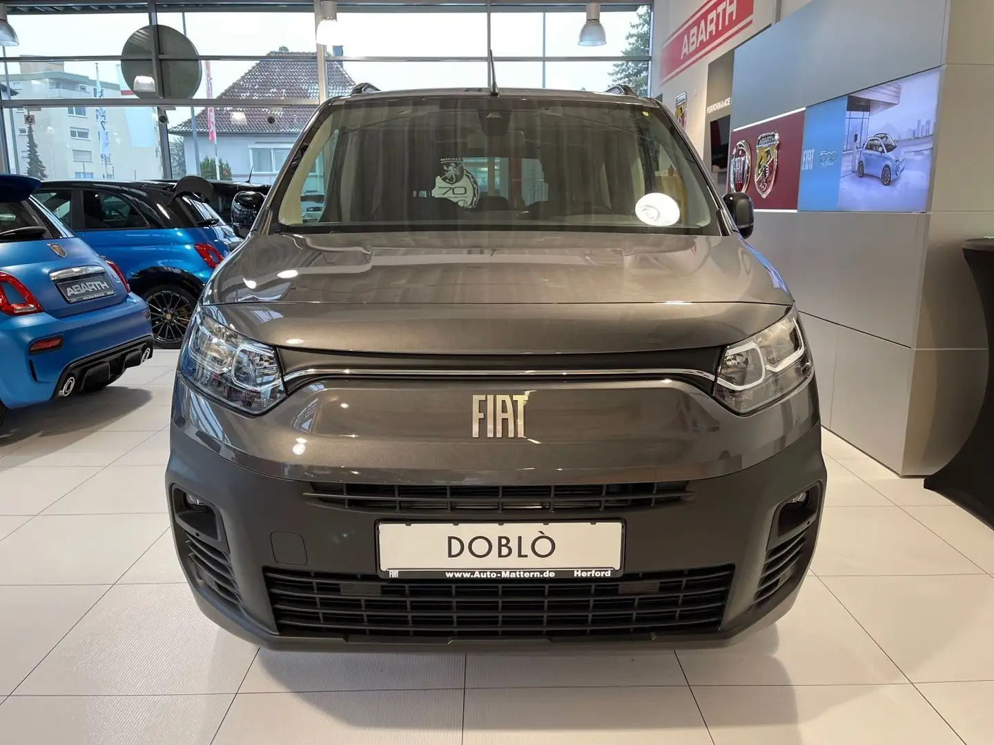 Fiat Doblo E-Doblo Launch+Sicherheits+Style Paket 50 Grau - 2