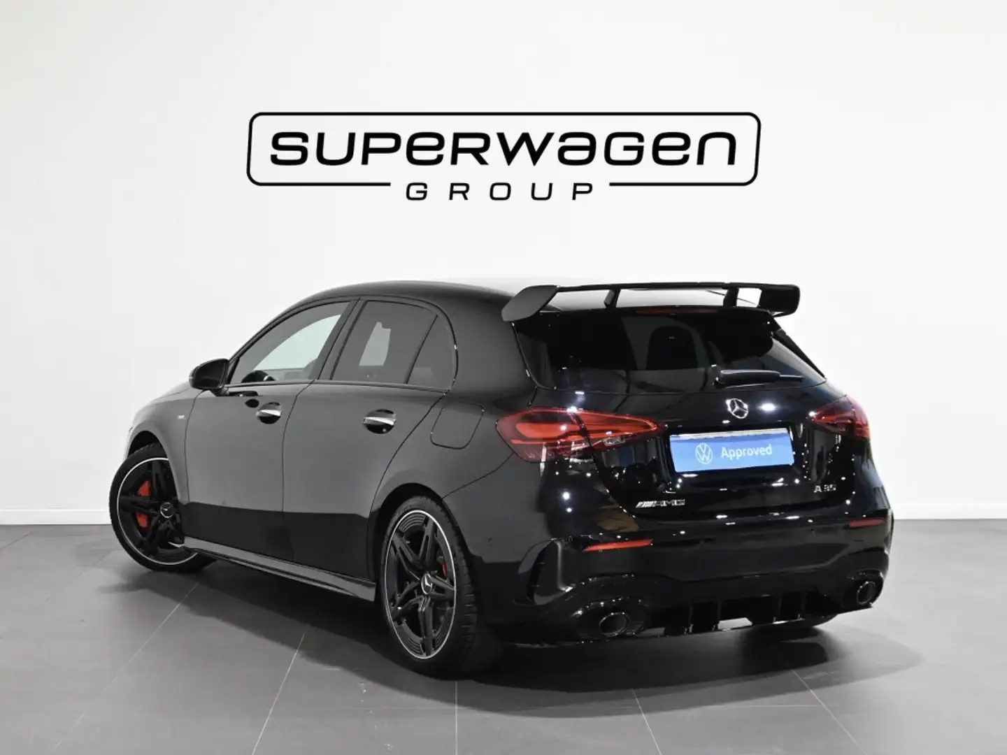 Mercedes-Benz A 35 AMG Line Premium 4Matic 8G-DCT Negro - 2