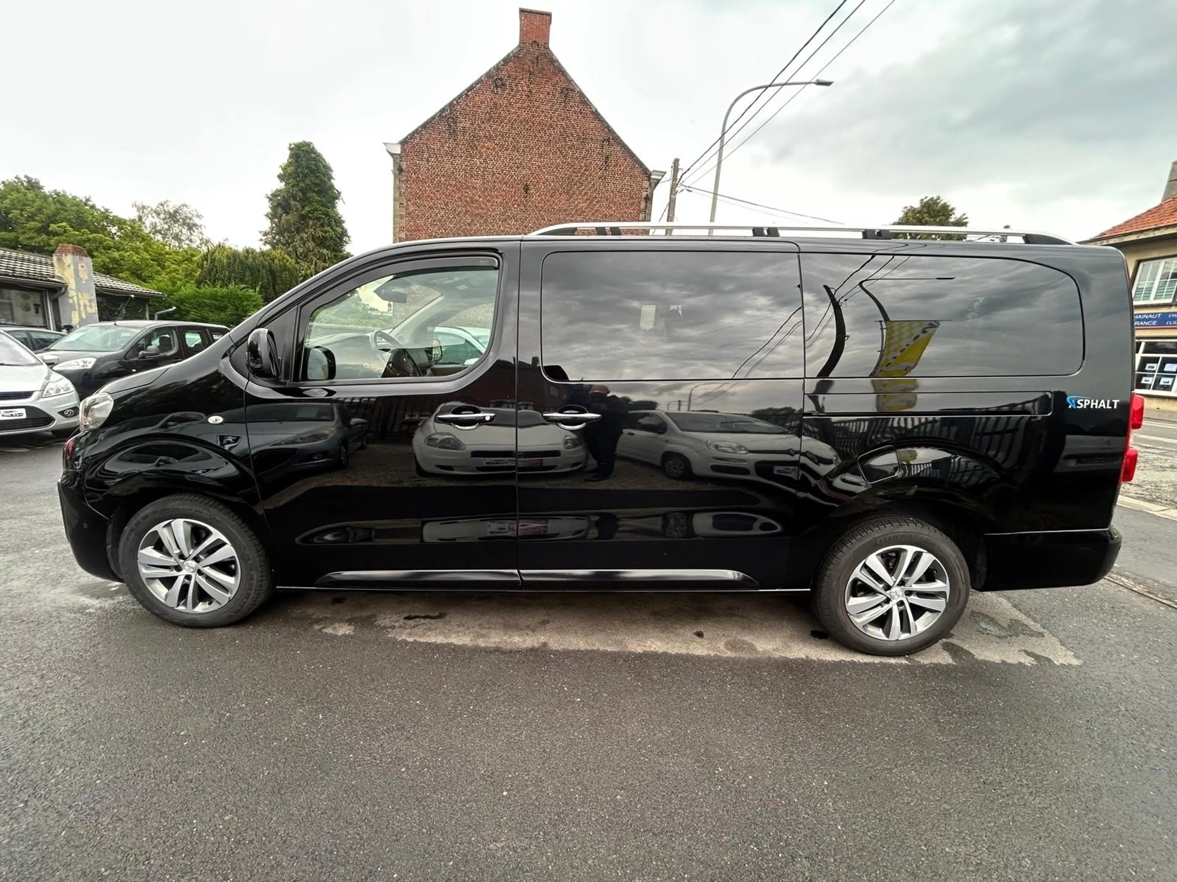 Peugeot Expert L3 Asphalt UTILITAIRE DOUBLE CABINE ***LONG CHASSIS/BOITE AUTO/CLIM/CAMERA/GPS*** — photo 8