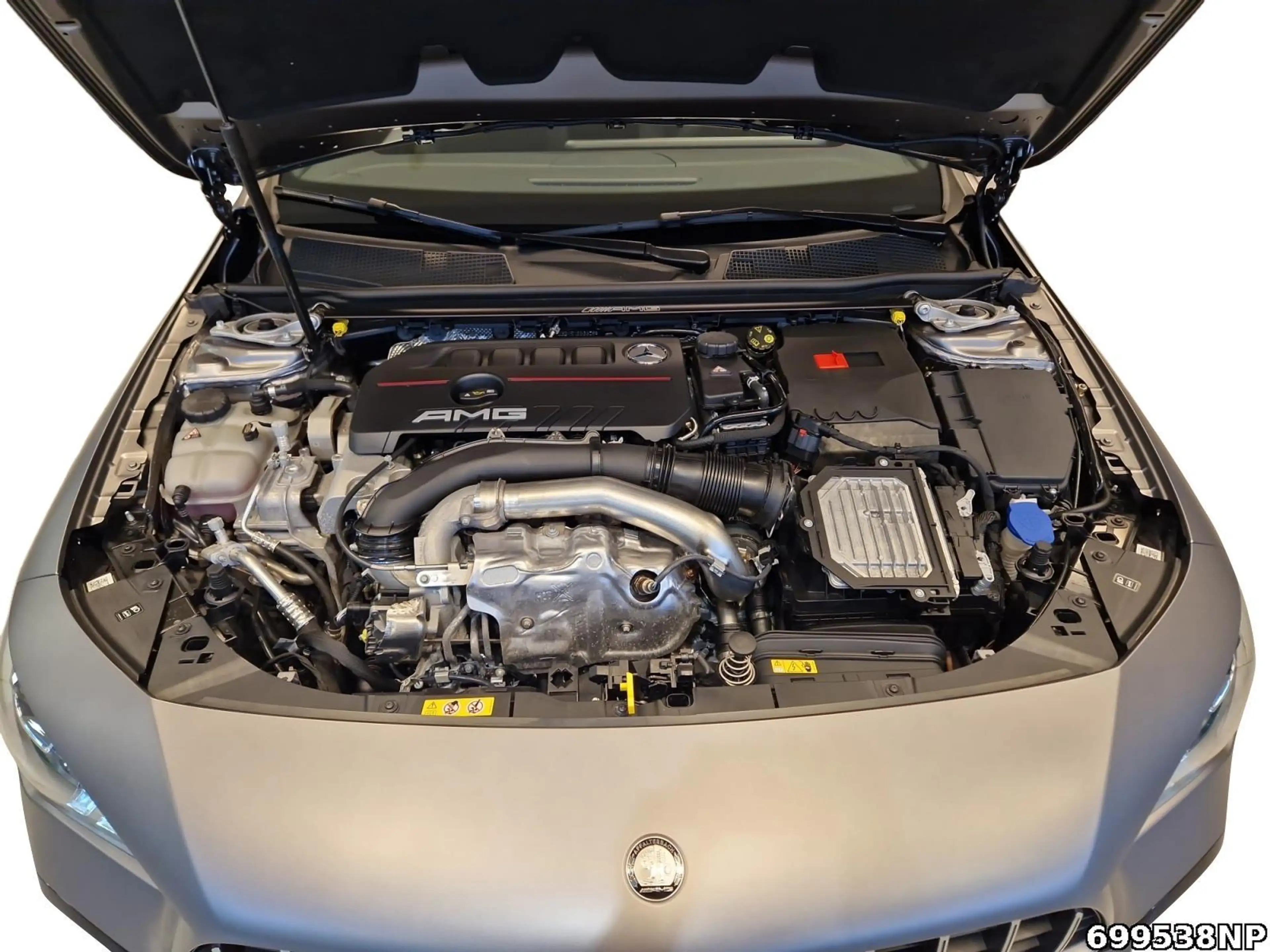 Mercedes-Benz CLA 35 AMG 4M Pano Night Burmester Multibeam 360 — photo 7