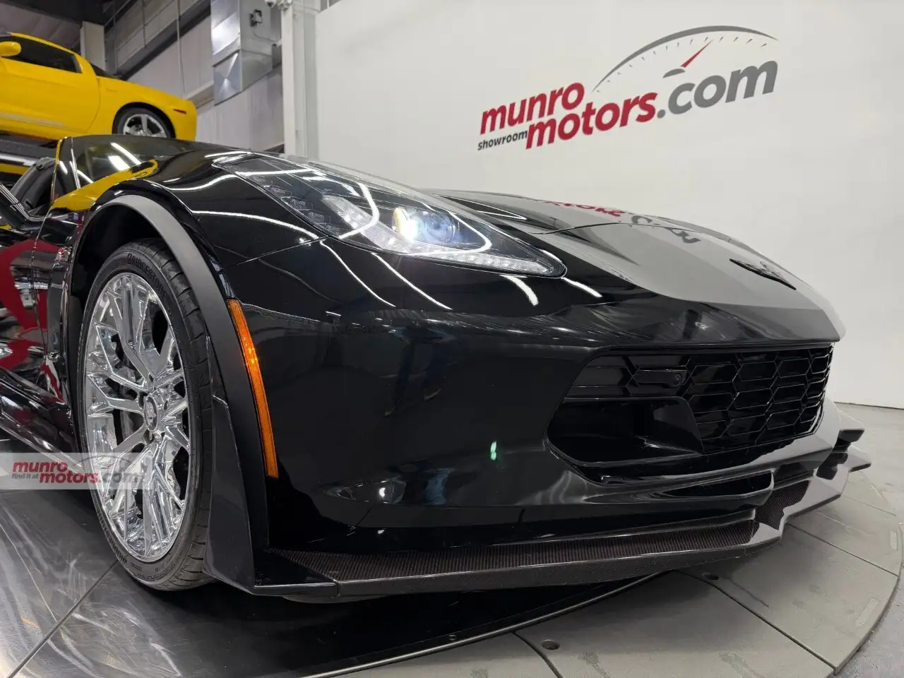 Chevrolet Corvette снимка Chevrolet Corvette