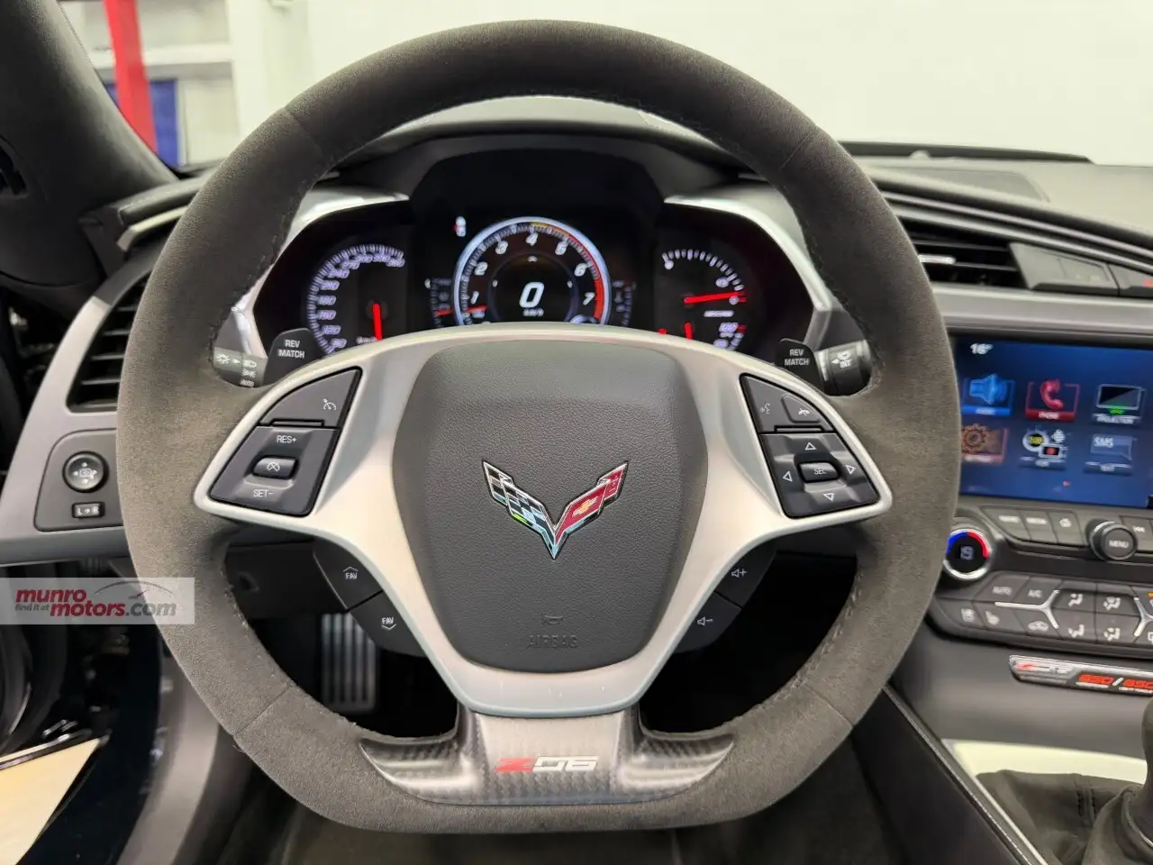 Chevrolet Corvette снимка Chevrolet Corvette