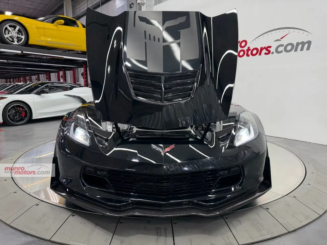 Chevrolet Corvette снимка Chevrolet Corvette
