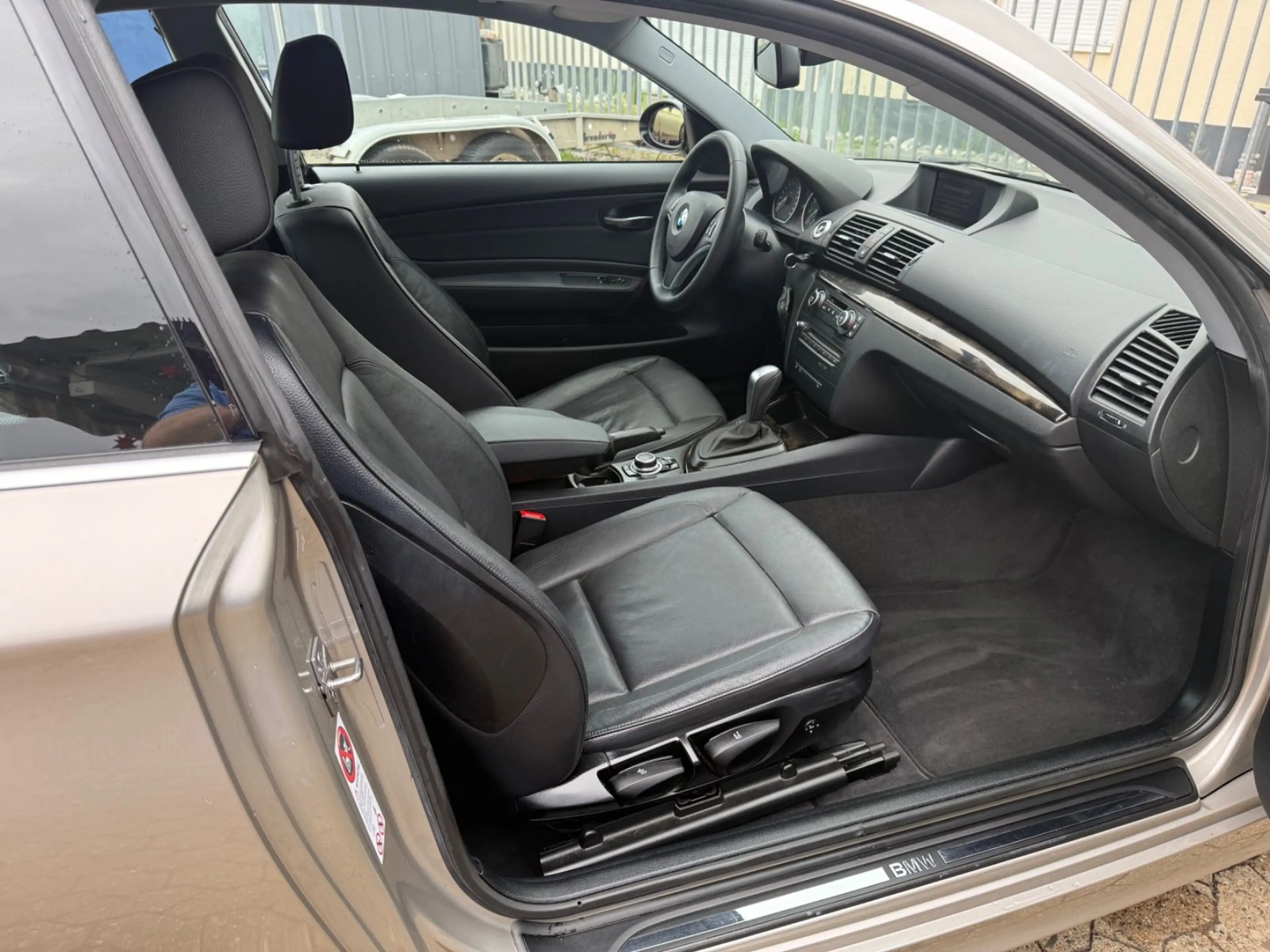 BMW 125 I Coupe AUT, 1HD,LEDER ,KLI,SITZHZ,KD GEPL — photo 11