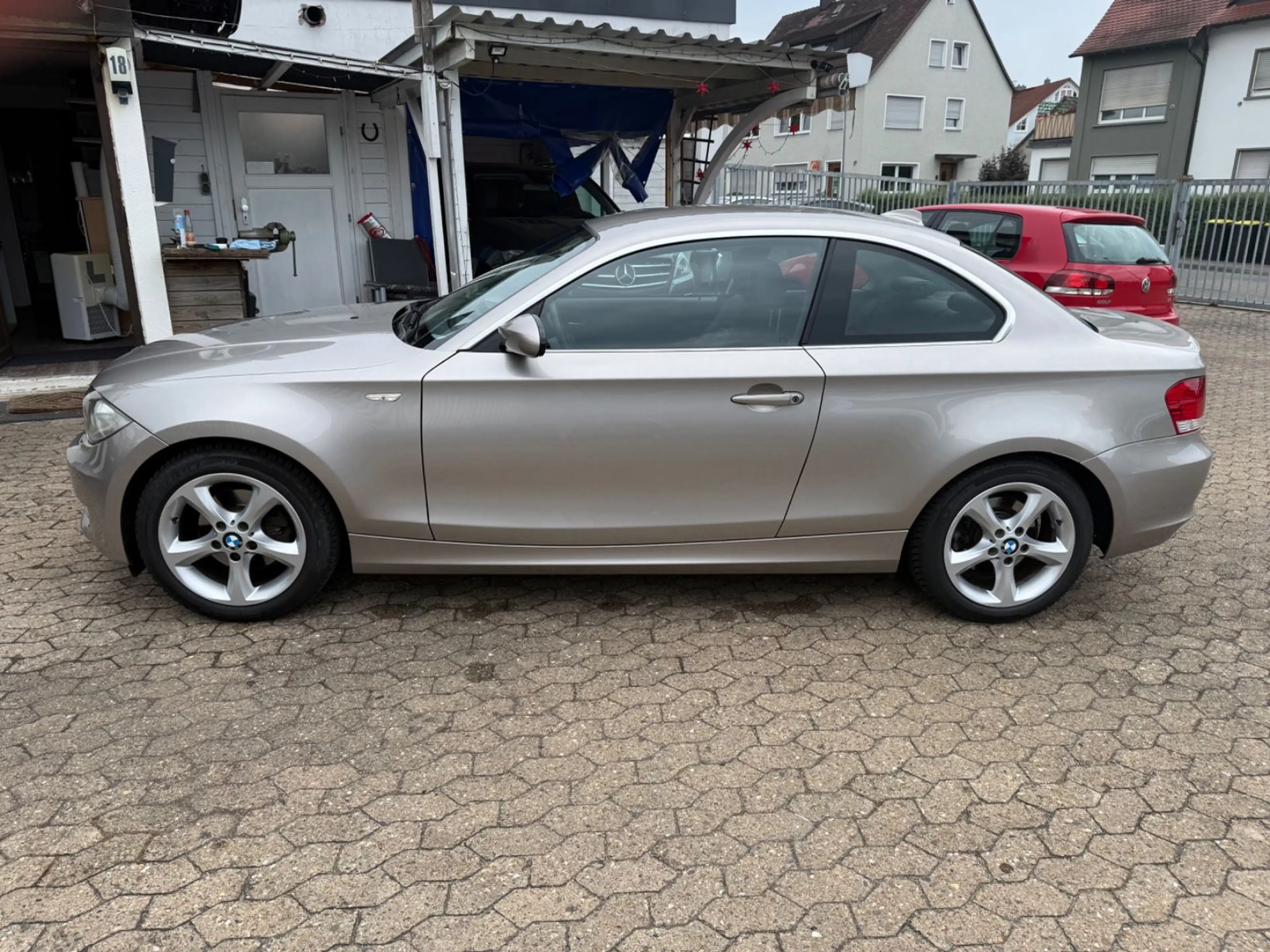 BMW 125 I Coupe AUT, 1HD,LEDER ,KLI,SITZHZ,KD GEPL