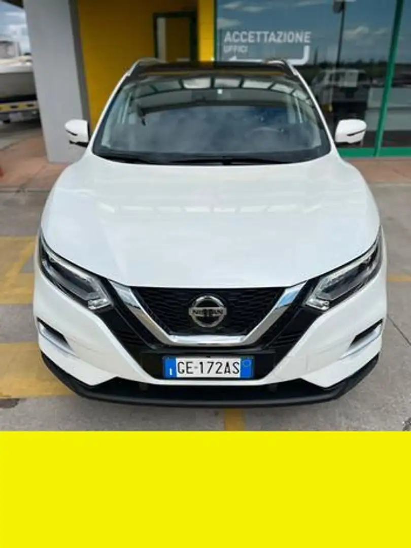 Nissan Qashqai - 1
