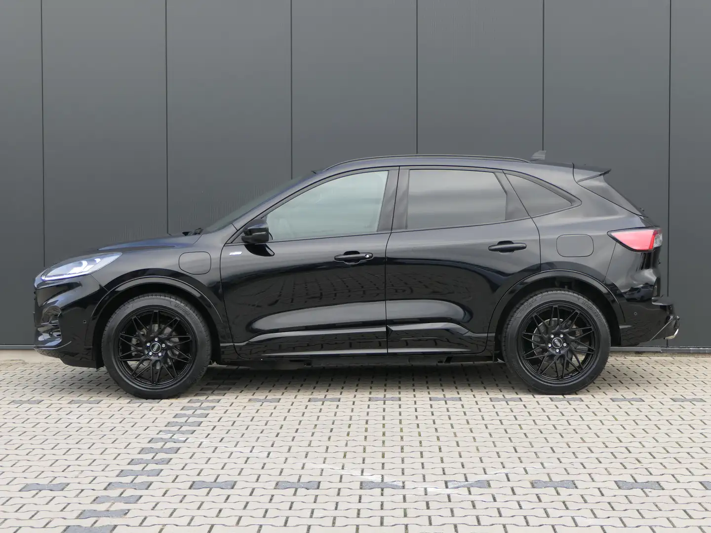 Ford Kuga 2.5 PHEV ST-Line X | 20 Inch | B&O | Trekhaak | El Noir - 2